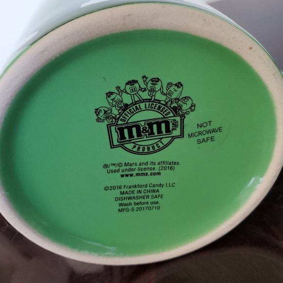 Official GREEN M&M Coffee Tea Beverage Mug Novelty Graphic Logo Candy Like New - Picture 5 of 6